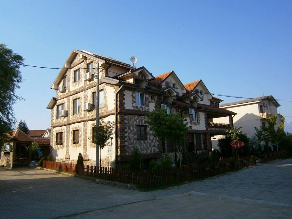 Apartments Dan Dar ノヴ・ドイラン エクステリア 写真