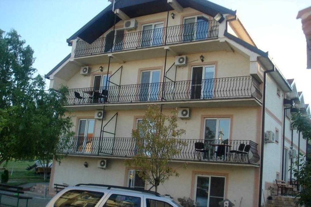 Apartments Dan Dar ノヴ・ドイラン エクステリア 写真